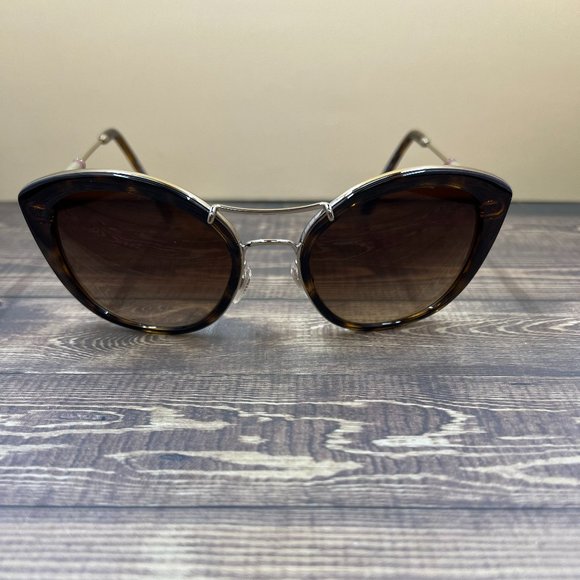 Burberry women\'s sunglasses main image 8